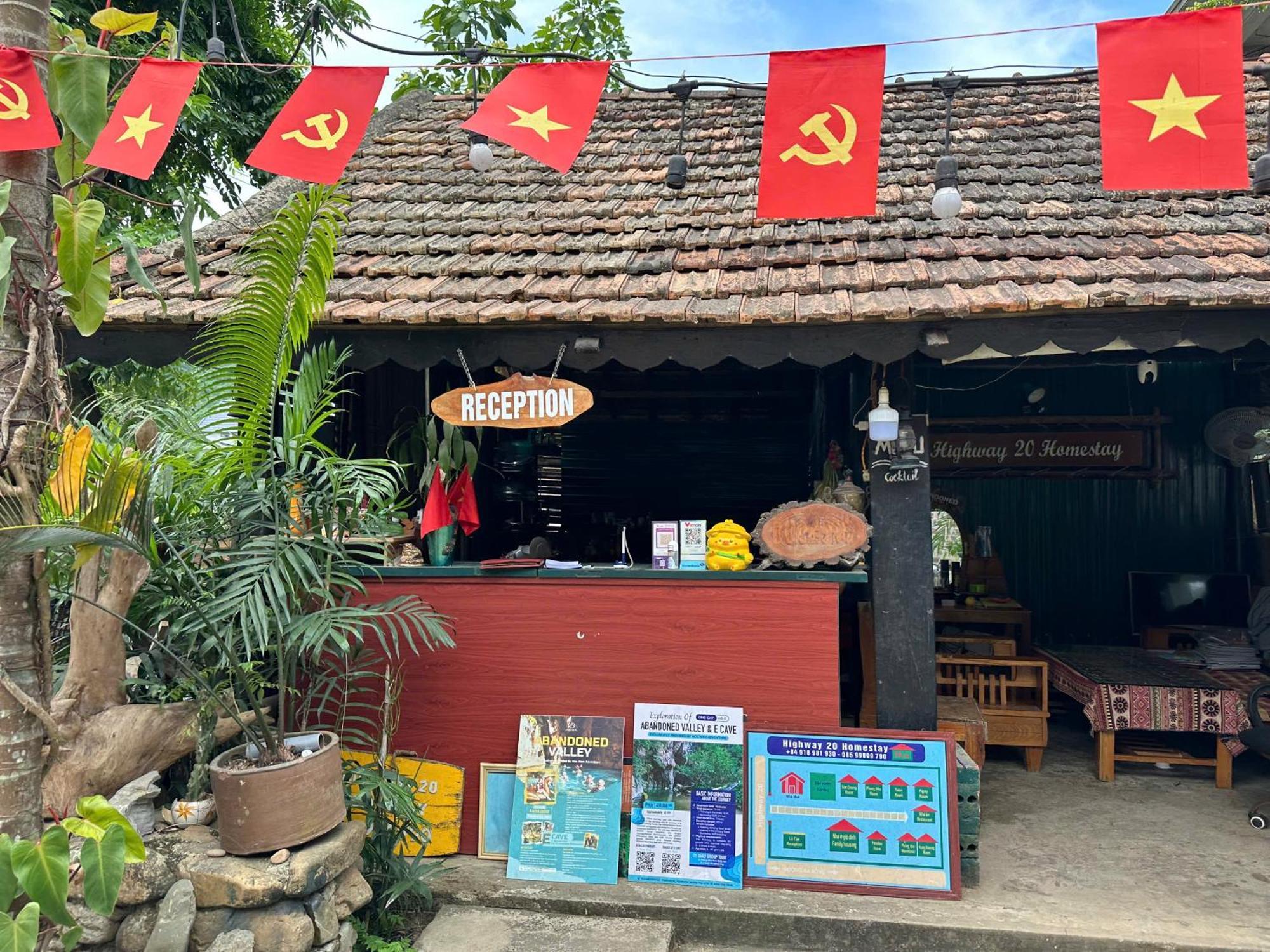 Highway 20 Homestay Phong Nha Esterno foto