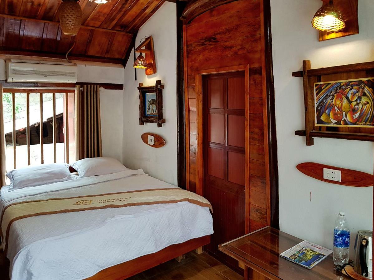 Highway 20 Homestay Phong Nha Esterno foto